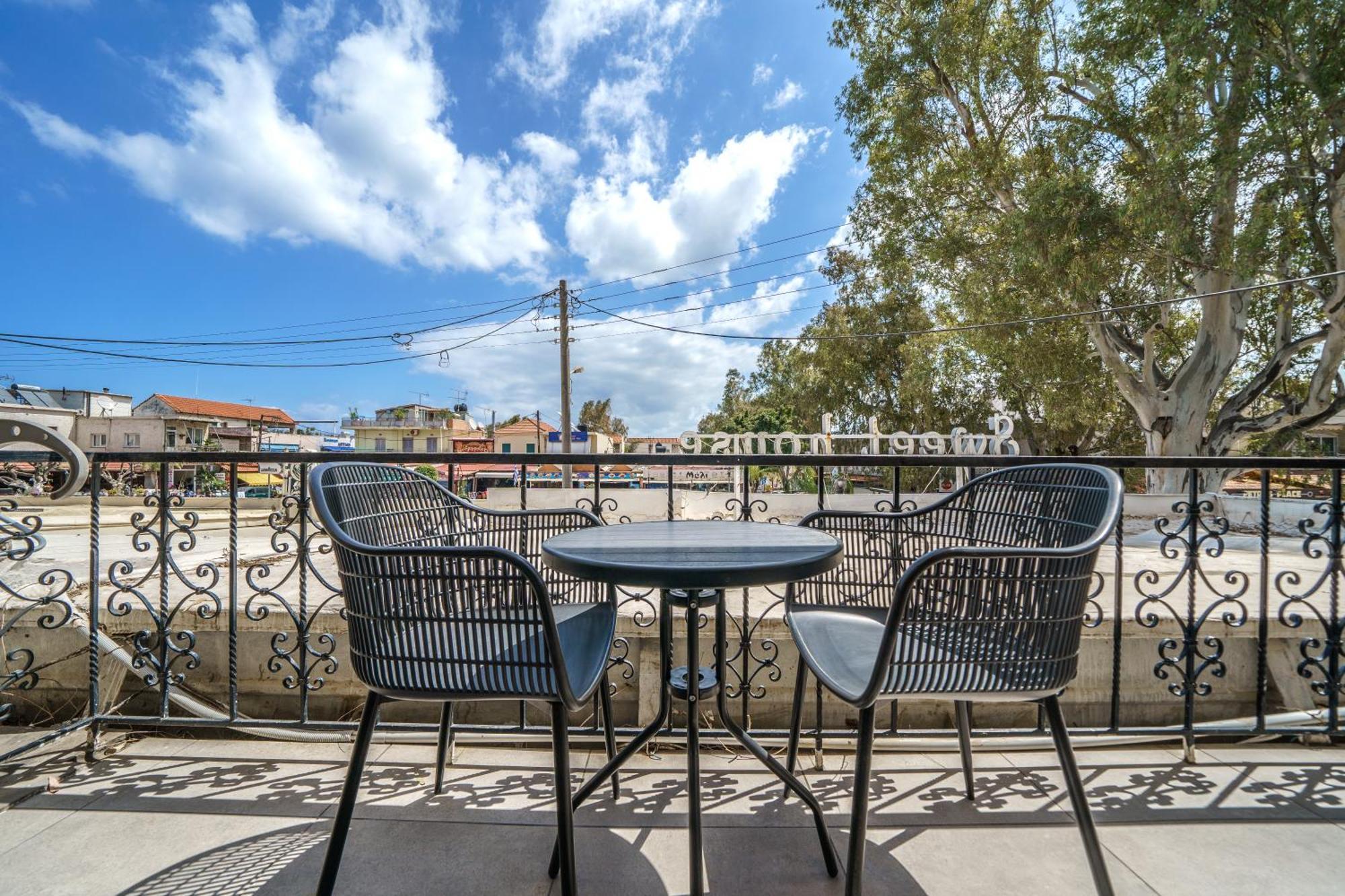 Dimitra & Deslina Luxury Αpartments Lägenhet Georgioupoli Exteriör bild