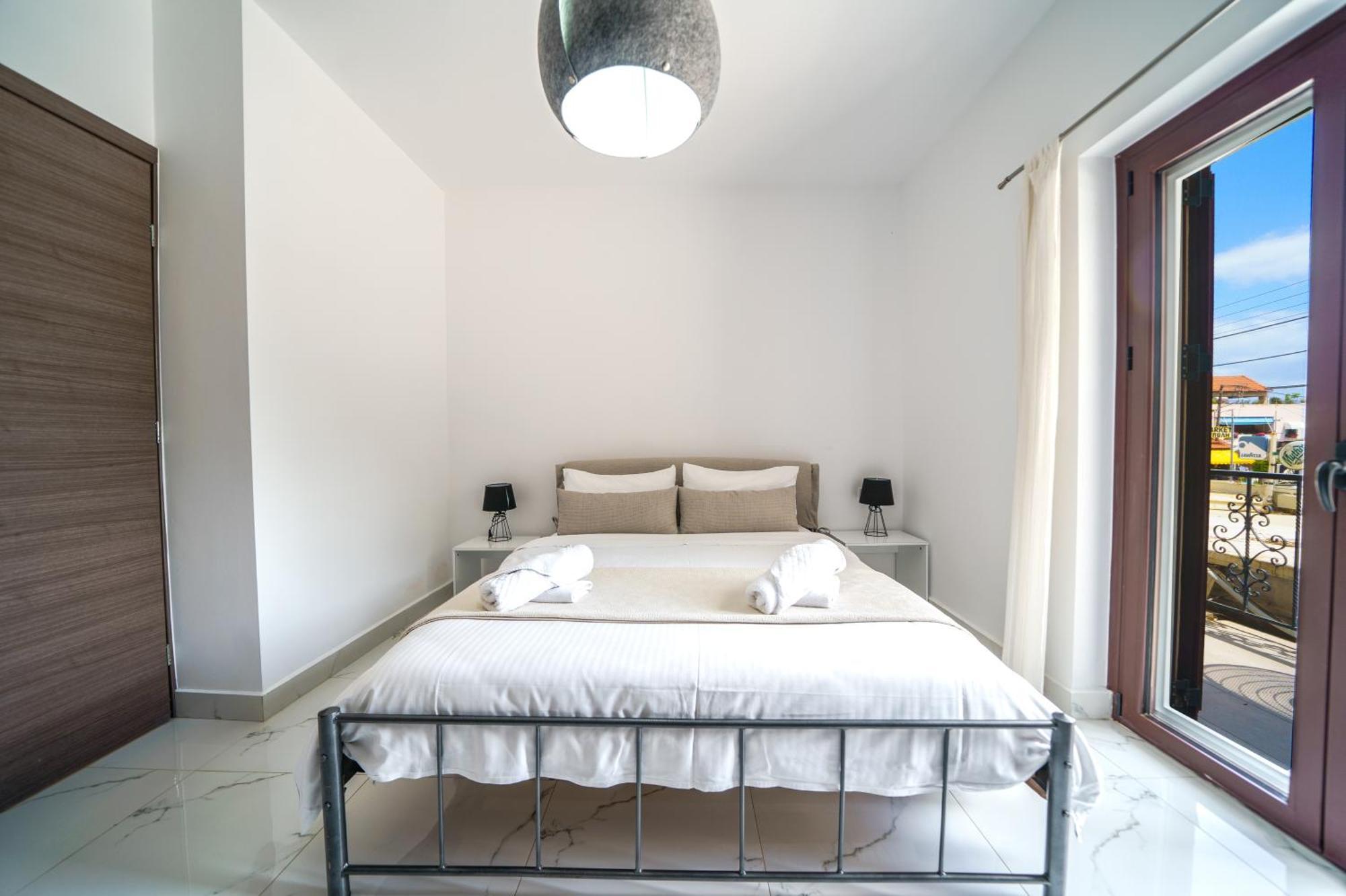 Dimitra & Deslina Luxury Αpartments Lägenhet Georgioupoli Exteriör bild