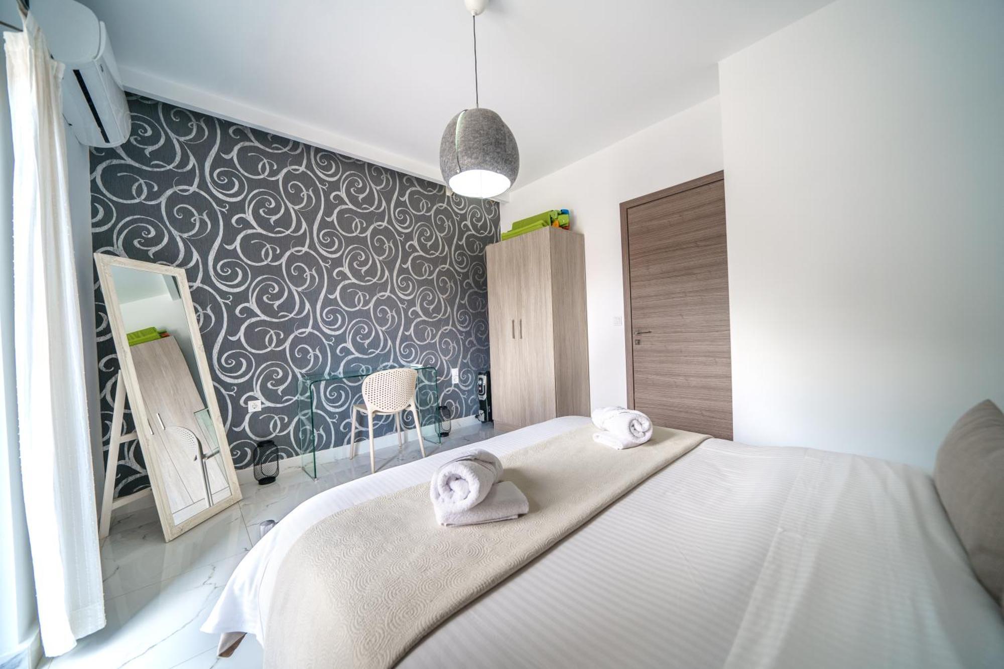 Dimitra & Deslina Luxury Αpartments Lägenhet Georgioupoli Exteriör bild